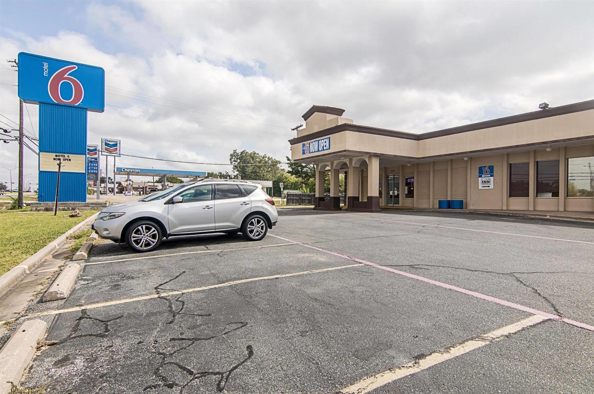 Motel 6 Sherman, Tx Екстер'єр фото